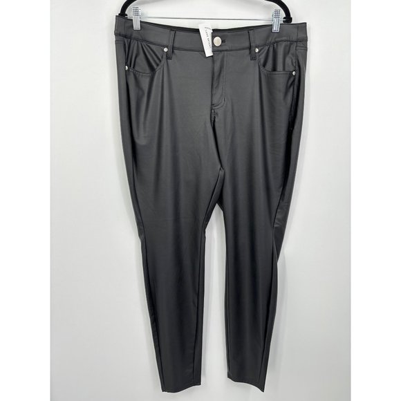 Lane Bryant Faux Leather Skinny Pant Black Size 16 Plus NEW - Picture 1 of 5